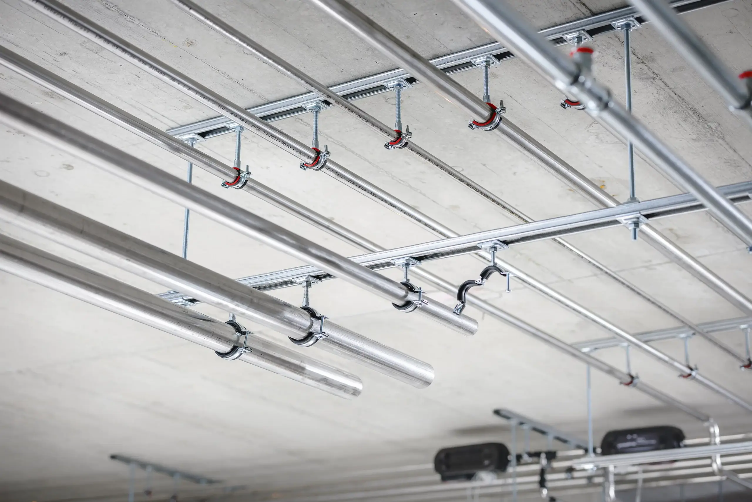 نصب اصولی بست و ساپورت در پروژههای ساختمانی