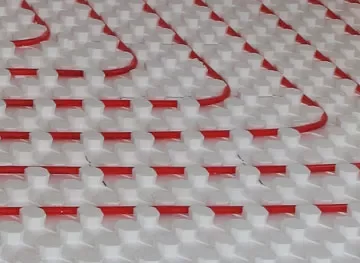 تاثیر کیفیت یونولیت شانه تخم‌مرغی بر راندمان گرمایش از کف